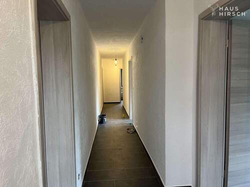Flur - 4 Zimmer Etagenwohnung in Weißenbrunn