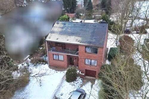 Hausansicht - Haus mit Einliegerwohnung & Naturblick