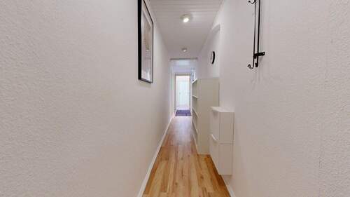 Flur - 2 Zimmer Etagenwohnung zum Kaufen in Berlin