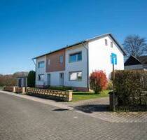 Familienhaus mit Perspektive - viel Platz und Garten in Bonn-Niederholtorf - Bonn / Niederholtorf