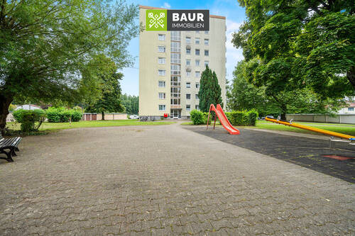 Spielfläche Außenbereich - 3 Zimmer Etagenwohnung zum Kaufen in Friedrichshafen