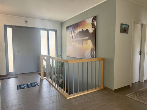 Eingangsdiele - 5 Zimmer Einfamilienhaus in Gladbach