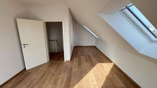 wohnliches Dachgeschoss - 