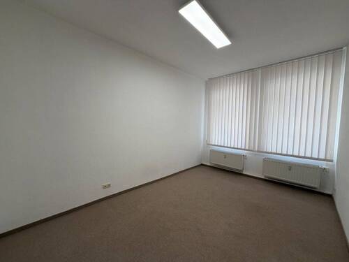 WhatsApp Image 2026-04-24 at 08.58.23 (2) - 