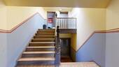 Treppenhaus - 2 Zimmer Etagenwohnung zum Kaufen in Leipzig