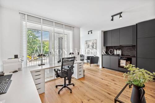 Wohn- und Küchenbereich - 1 Zimmer Etagenwohnung in Hamburg
