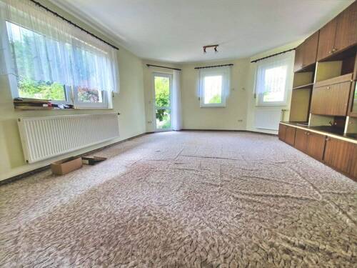 Wohnzimmer - Einfamilienhaus mit 124,00 m² in Zittau zum Kaufen