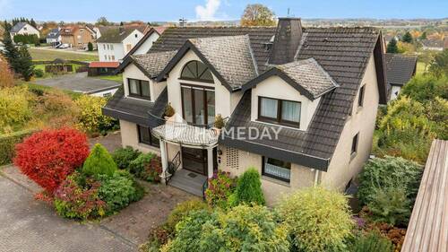 Außenansicht Drohne 6 - 7 Zimmer Einfamilienhaus zum Kaufen in Enger