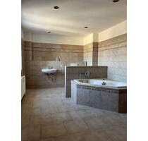 großzügig geschnittene 3-Raum-Wohnung - Pegau