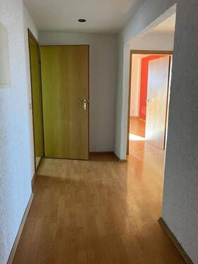 Flur Bad / Zimmer 1 - 