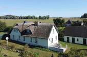 Drohnenansicht _ - 9 Zimmer Einfamilienhaus zum Kaufen in Insel Hiddensee