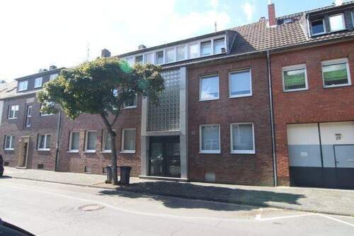 Hausansicht - NEUSS DREIKÖNIGENVIERTEL- SCHICKE ZWEIZIMMERWOHNUNG IN ZENTRALER LAGE