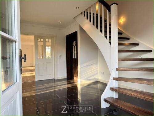 Hereinspaziert - 6 Zimmer Einfamilienhaus in Drage