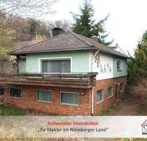 XXL-Bungalow mit viel Potenzial und tollen Nutzungsmöglichkeiten in ruhiger Lage von Hiltpoltstein