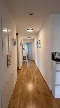 Flur - 4 Zimmer Etagenwohnung in Kirchheim bei München