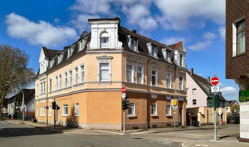 Front 2 - 3 Zimmer Mehrfamilienhaus, Wohnhaus zum Kaufen in Bochum