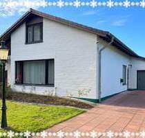 Stadtrandliebe in Pinneberg - Einfamilienhaus mit Gartenparadies