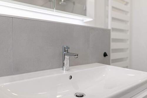 beispielhafte Darstellung, kann Sonderausstattung zeigen - 