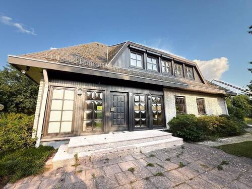 Impression Außenansicht - 6 Zimmer Einfamilienhaus in Grafschaft