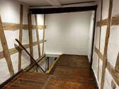 Treppe ins Erdgeschoß - 