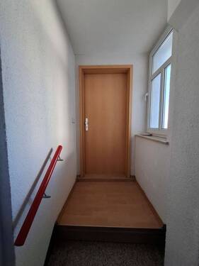 Wohnungseingangsbereich vom Treppenhaus - 