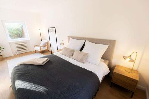 Zimmer 1 - 4 Zimmer Reihenmittelhaus zum Kaufen in Hamburg