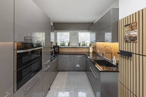 Moderne Einbauküche - 