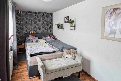 Schlafzimmer (EG) - 