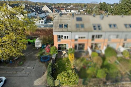 Rückansicht - 6 Zimmer Reihenendhaus zum Kaufen in Köln