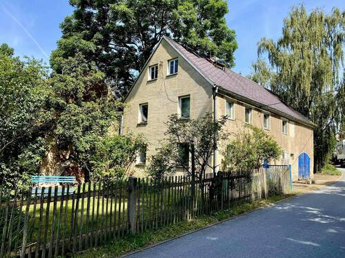 Straßenansicht - 5 Zimmer Einfamilienhaus zum Kaufen in Hochkirch