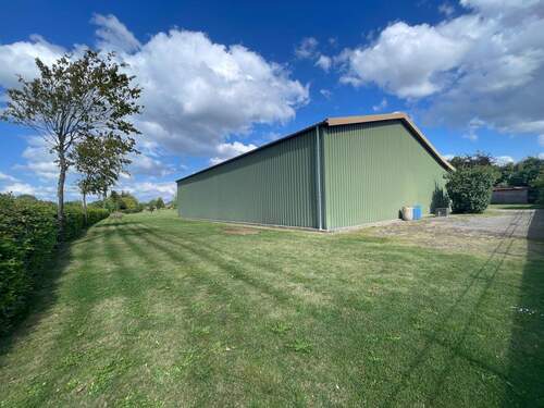 Halle - Halle zum Kaufen in Tespe