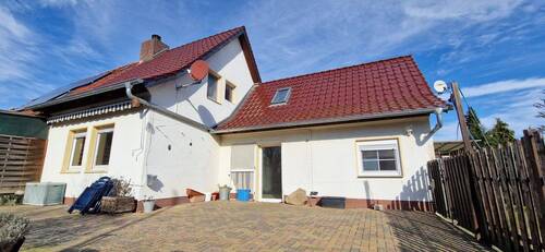 Objektansicht Rückseite - 6 Zimmer Doppelhaushälfte in Wolsdorf