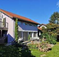 Moderne Architektur trifft auf energieeffiziente Technik - Kirchweidach