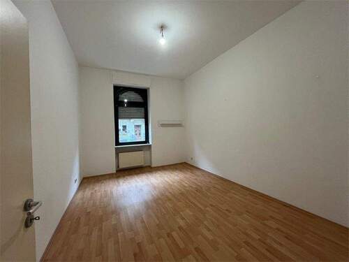 Schlafen - Etagenwohnung mit 71,00 m&sup2; in Wiesbaden zum Kaufen