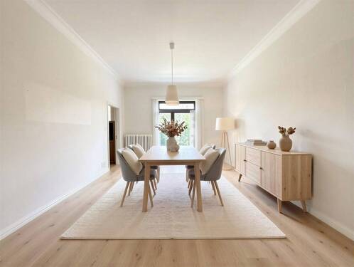 Esszimmer - Beispiel KI generiert - 