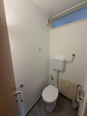 WC 1/2 - 