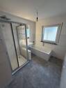 Bad 1/3 - 3-Zimmer-87QM-Wohnung mit Balkon, Garage und großem Kellerabteil in Hohberg-Niederschopfheim