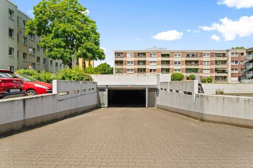 TG-Stellplatz Einfahrt - 