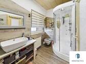 Badezimmer mit Wellnessdusche Haus 1 OG - 