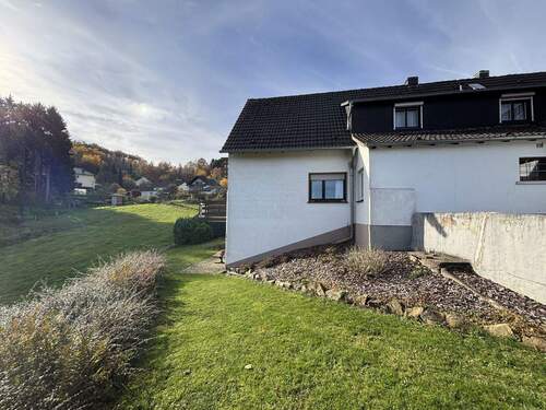 Hausansicht - Bauernhaus, Landhaus mit 208,00 m&sup2; in Lindlar zum Kaufen