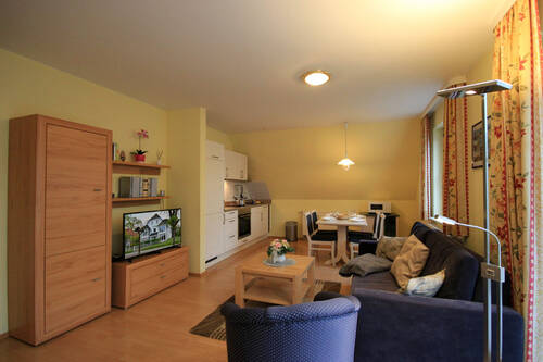 Wohn- und Küchenbereich.jpg - Etagenwohnung mit 44,00 m&sup2; in Binz zum Kaufen