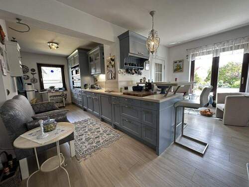 Wohnküche mit Tresen - 