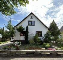 Einfamilienhaus mit idyllischem Grundstück in ruhiger Wohngegend offenbart viele Möglichkeiten - Waren (Müritz)
