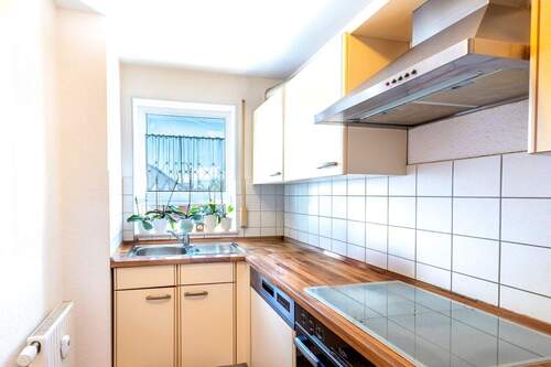 Einbauküche - 3 Zimmer Etagenwohnung zum Kaufen in Markgröningen