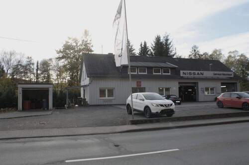 Straßenansicht - Werkstatt mit Büroflächen und Wohnung in präsenter Lage von Würdinghausen-Kirchhundem