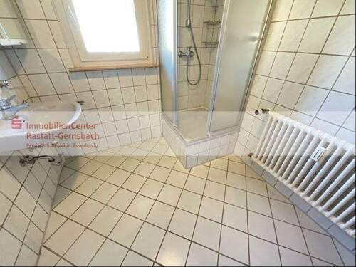 Duschbad EFH Haus links - 