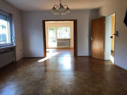 Wohn- Essbereich - 7 Zimmer Einfamilienhaus in Salz