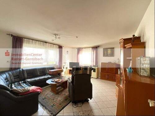 Wohnzimmer EG-Wohnung - 