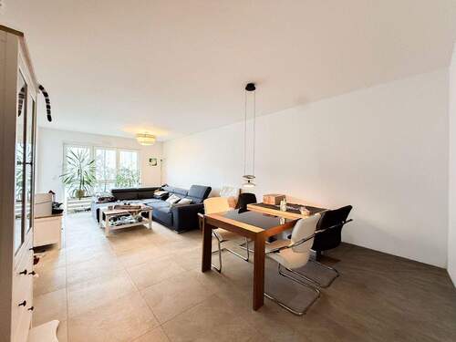 Impression Wohnzimmer - Etagenwohnung mit 76,00 m&sup2; in Bad Neuenahr-Ahrweiler zum Kaufen