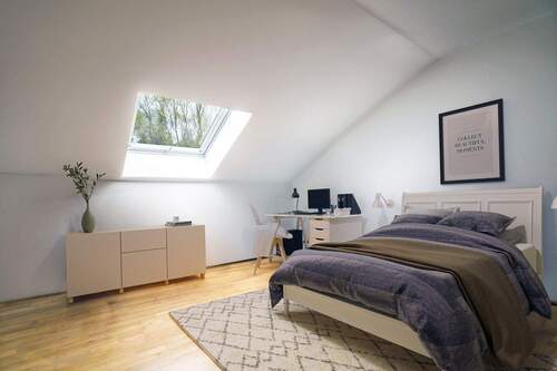 Schlafzimmer 1.OG rechts - 